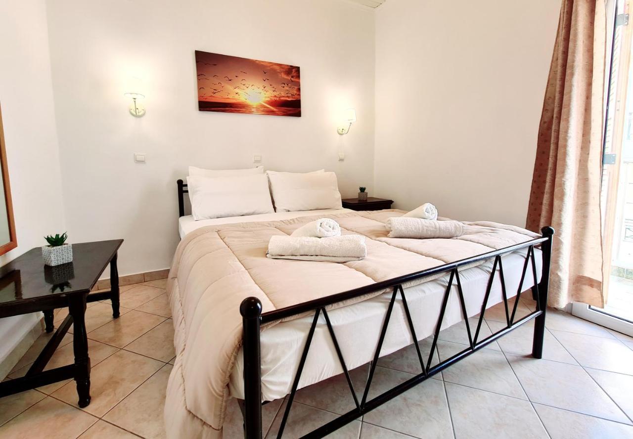 Avra Rooms Karpathos Town  Exterior photo