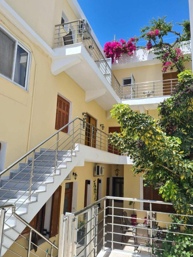 Avra Rooms Karpathos Town  Exterior photo